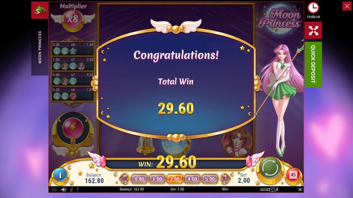 Выигрыш в раунде с функцией Trinity в Moon Princess